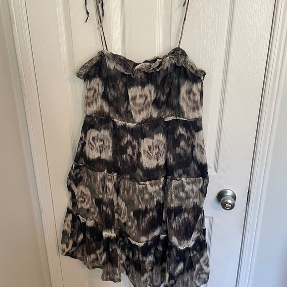 5 for $12. Flowy summer dress - Picture 1 of 3